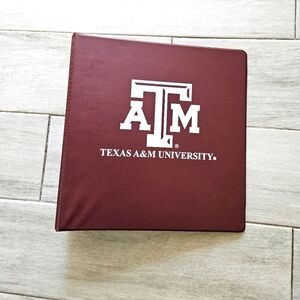 ⭐️4/$10-Maroon Binder - TAMU - Texas A&M